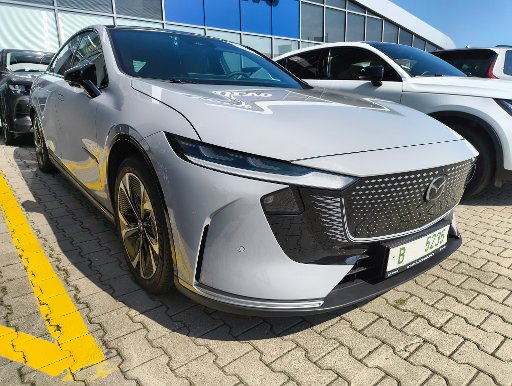 Mazda 6e