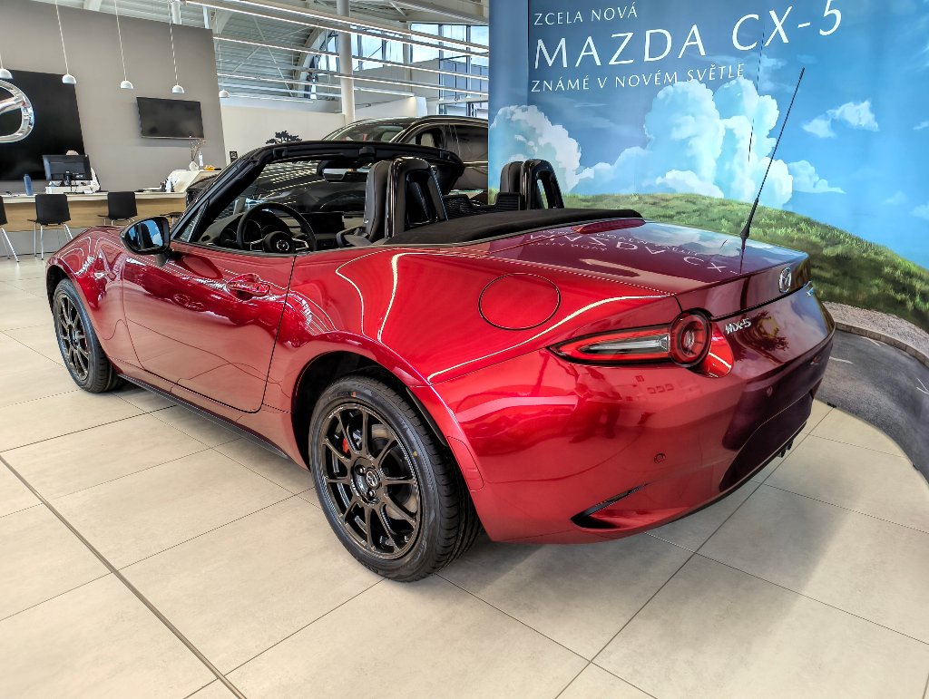Mazda MX-5