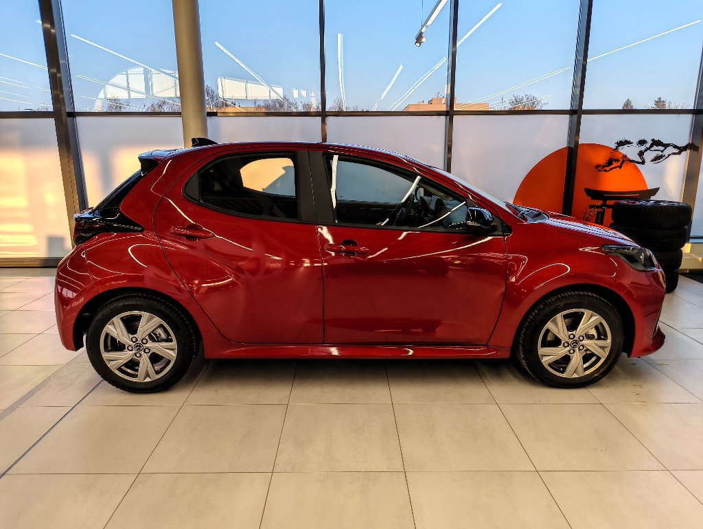 Mazda 2 Hybrid
