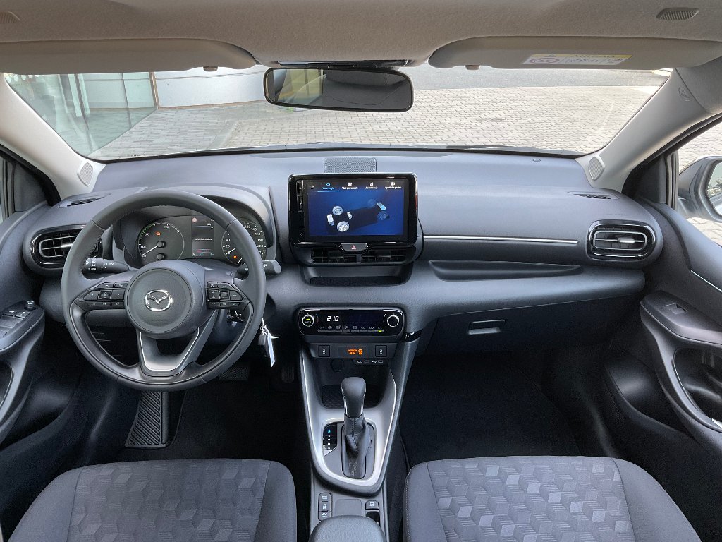 Mazda 2 Hybrid