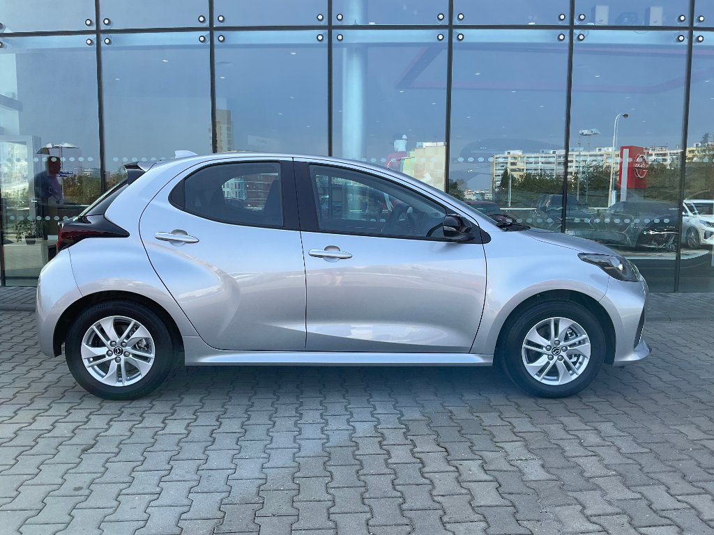 Mazda 2 Hybrid