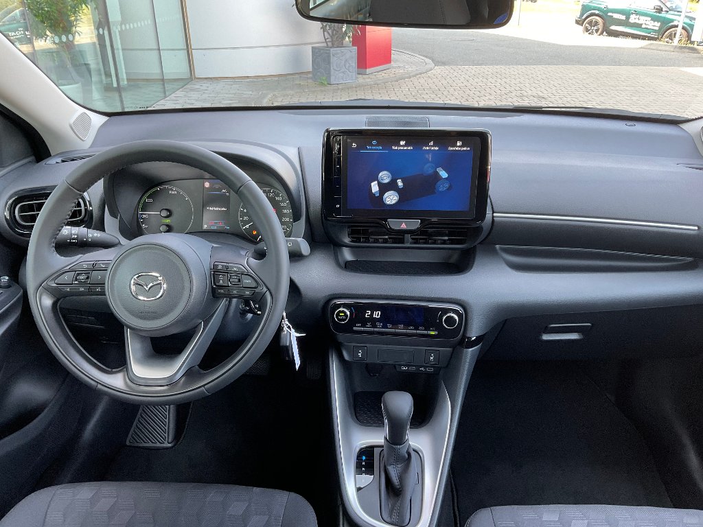 Mazda 2 Hybrid