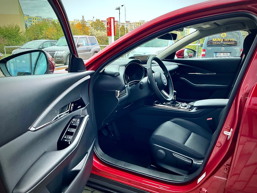 Mazda CX-30