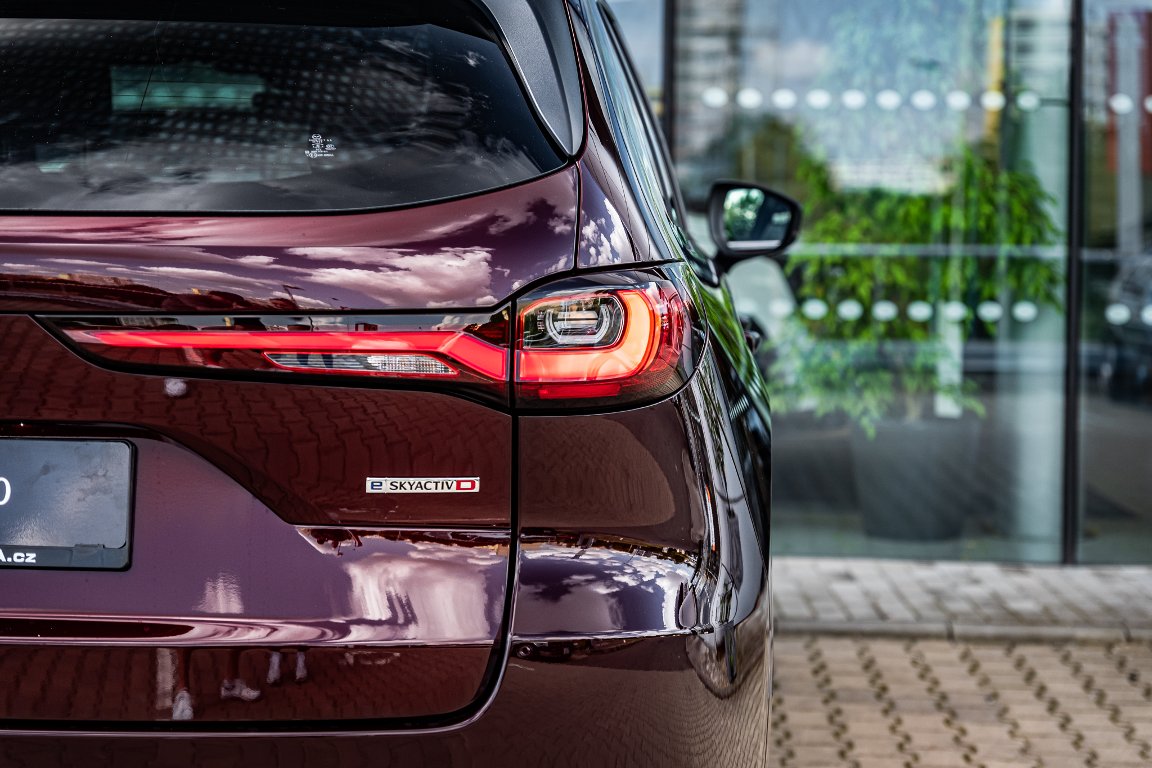 Mazda CX-80
