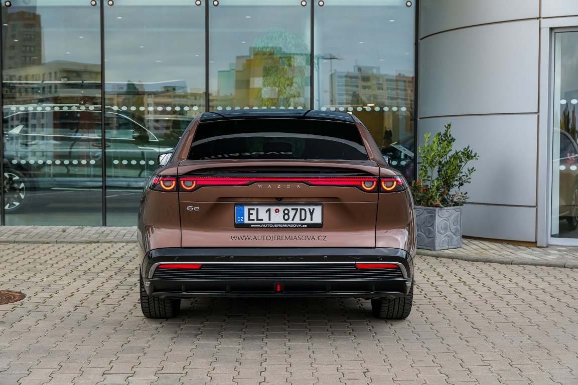 Mazda 6e