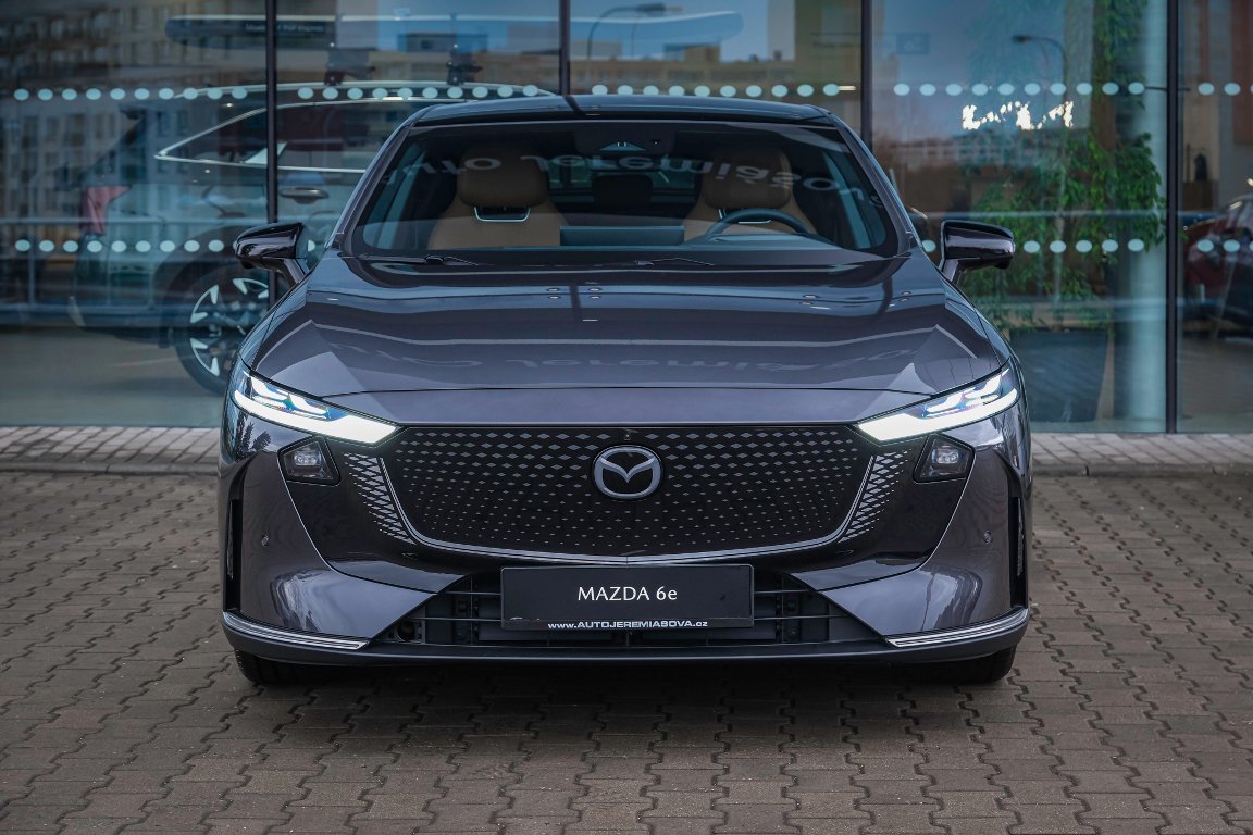 Mazda 6e
