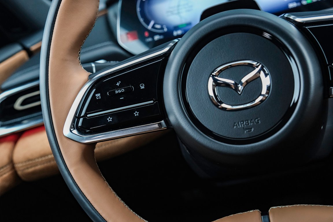 Mazda 6e