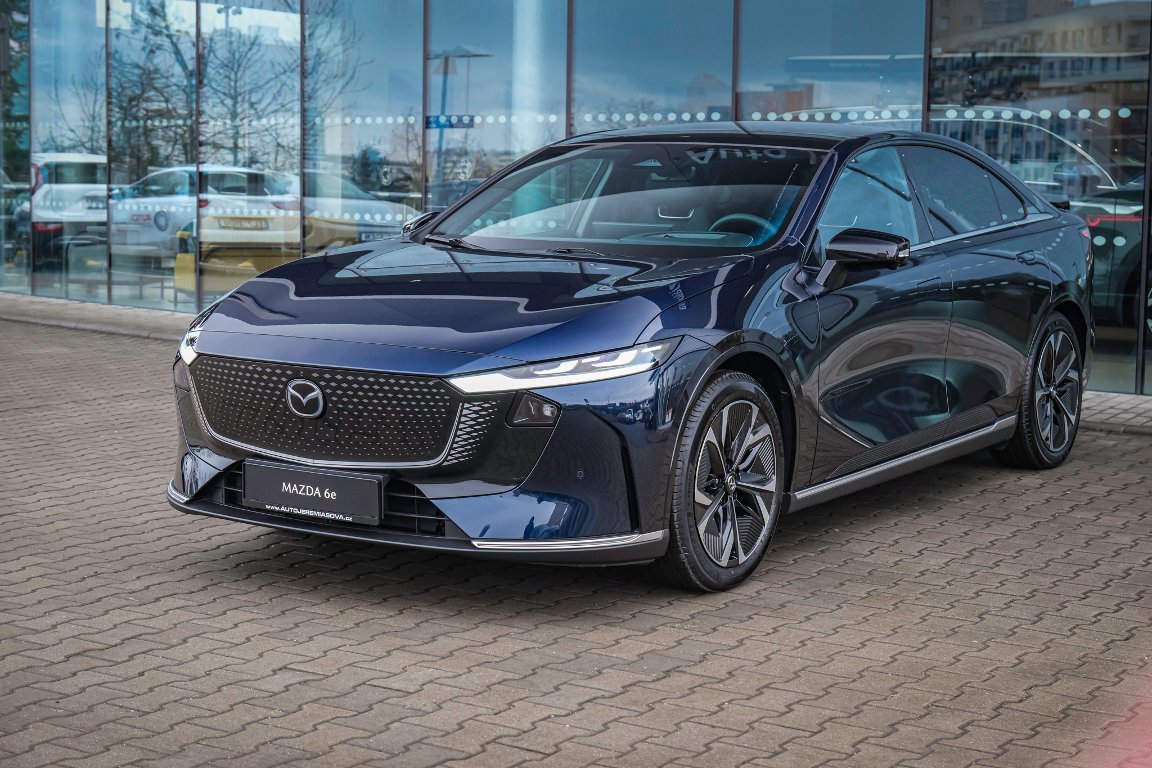 Mazda 6e