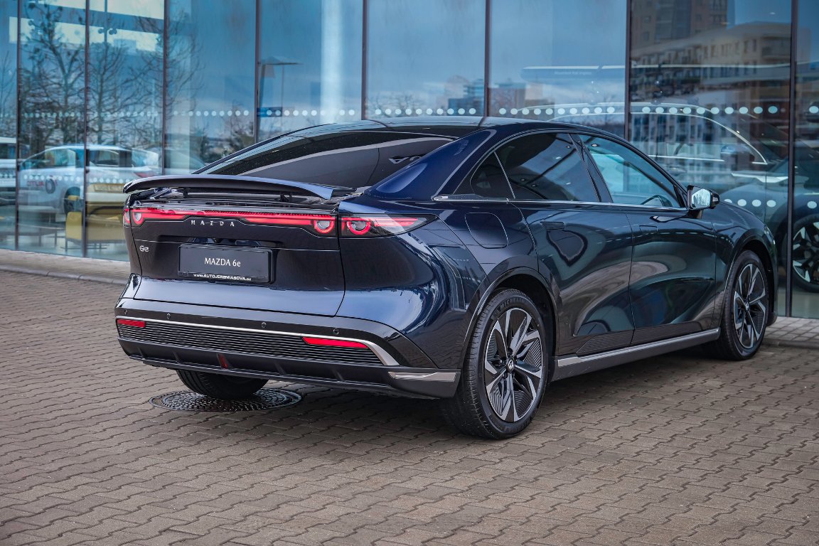Mazda 6e
