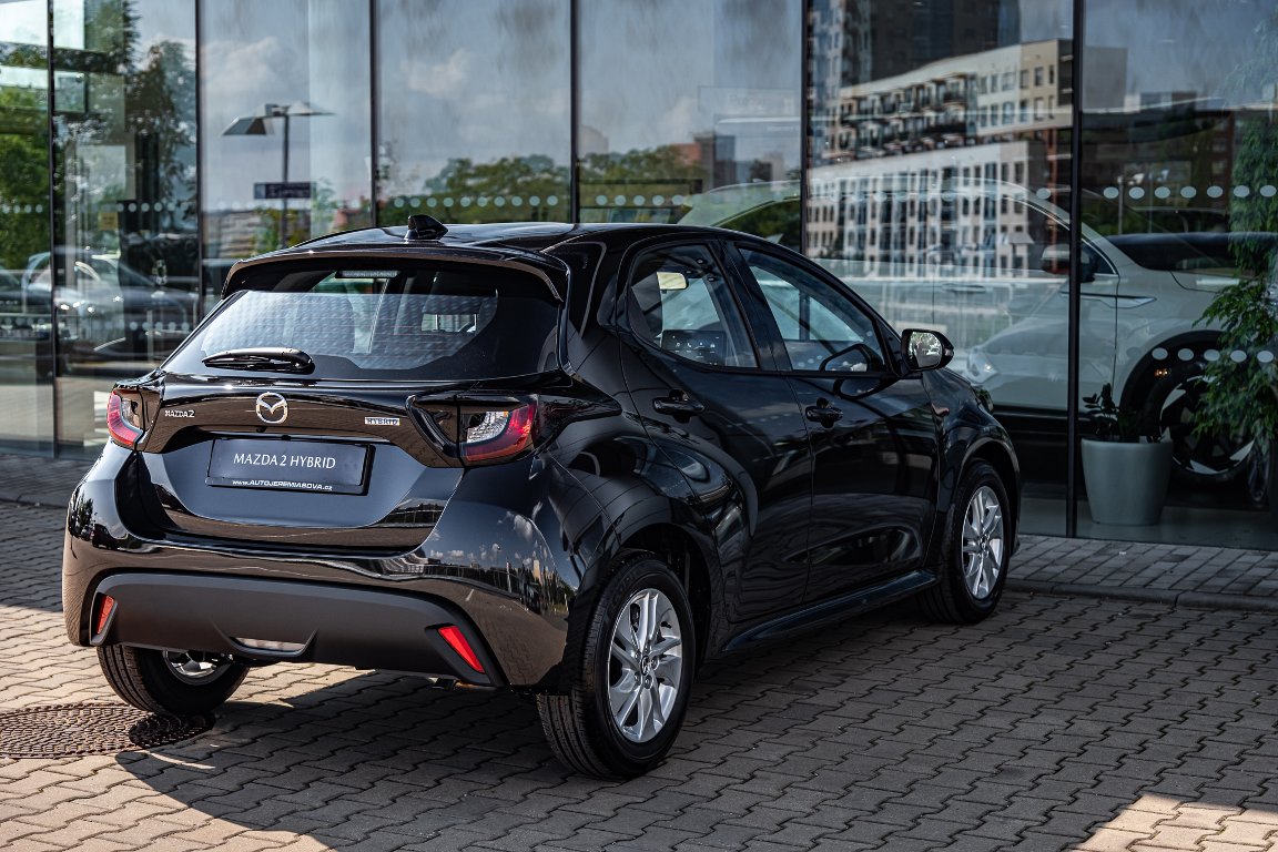Mazda 2 Hybrid