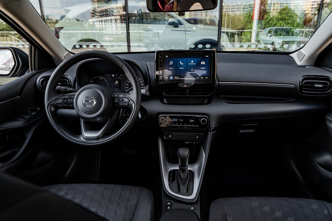 Mazda 2 Hybrid
