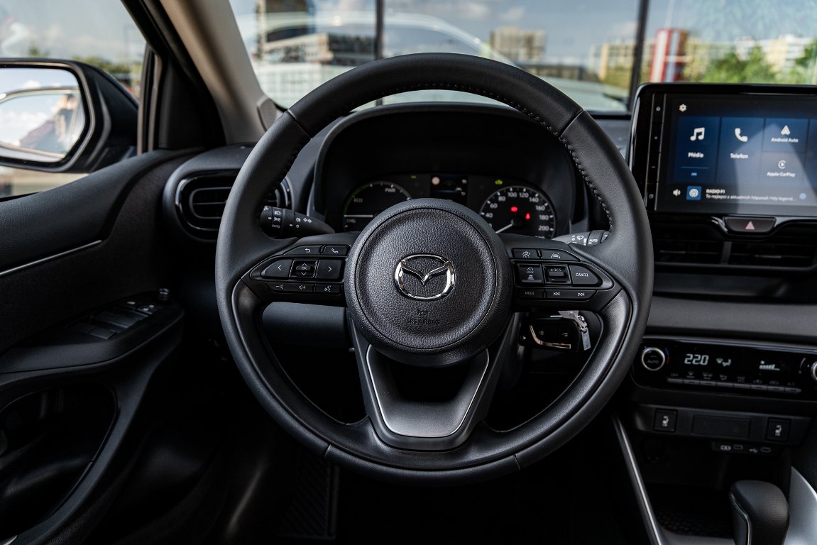 Mazda 2 Hybrid