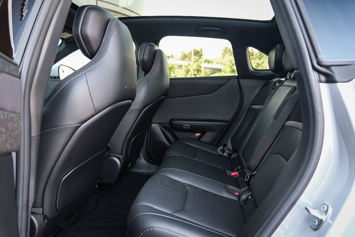 Mazda CX-6e
