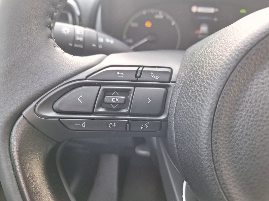 Mazda 2 Hybrid