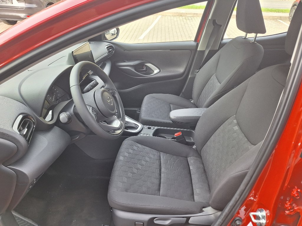 Mazda 2 Hybrid