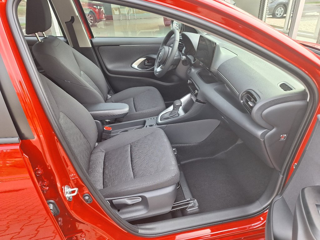 Mazda 2 Hybrid