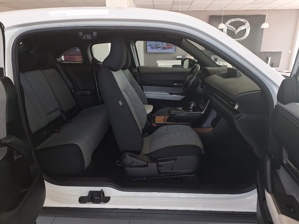 Mazda MX-30