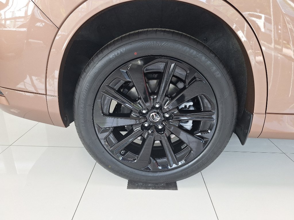 Mazda CX-80