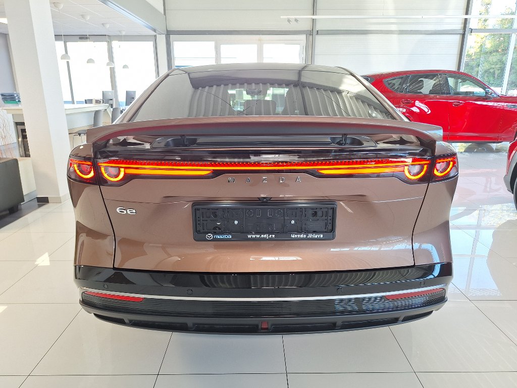 Mazda 6e