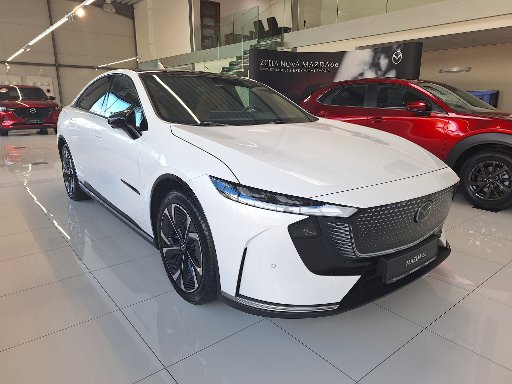Mazda 6e