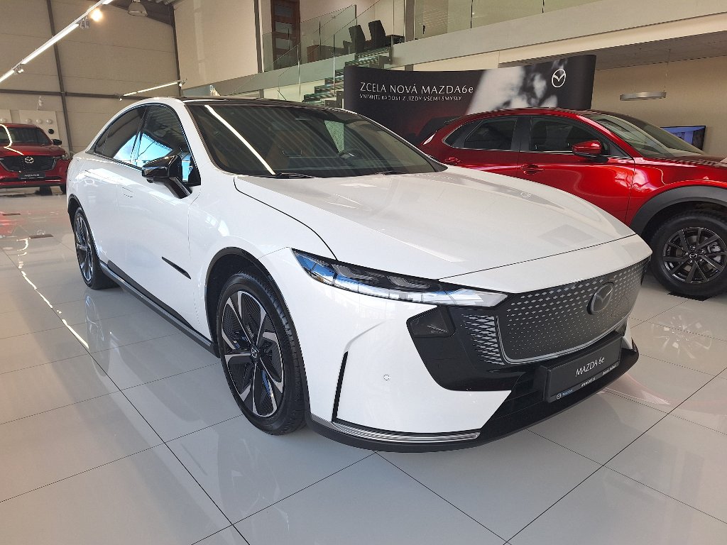 Mazda 6e
