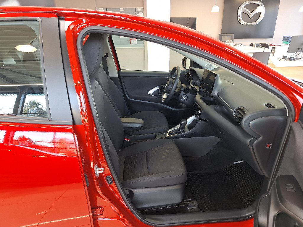 Mazda 2 Hybrid
