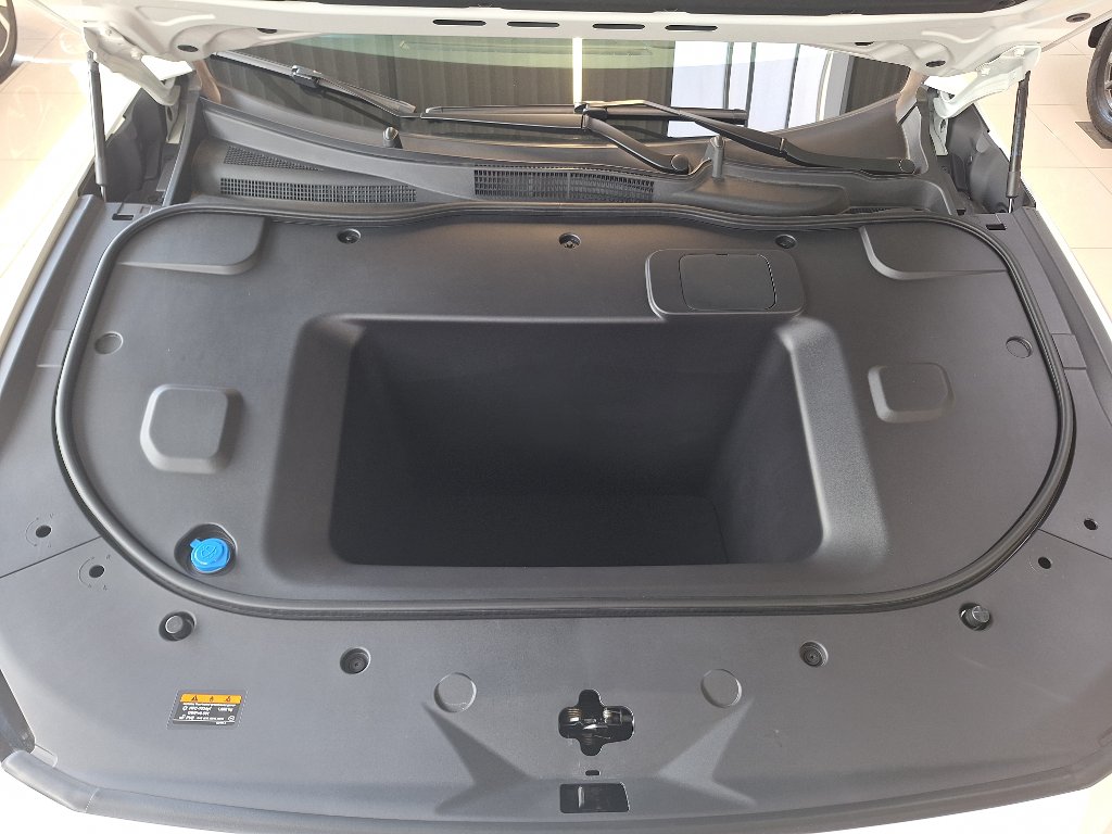 Mazda 6e