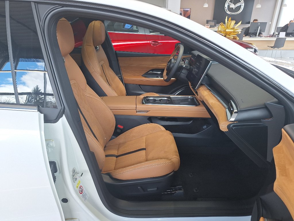 Mazda 6e