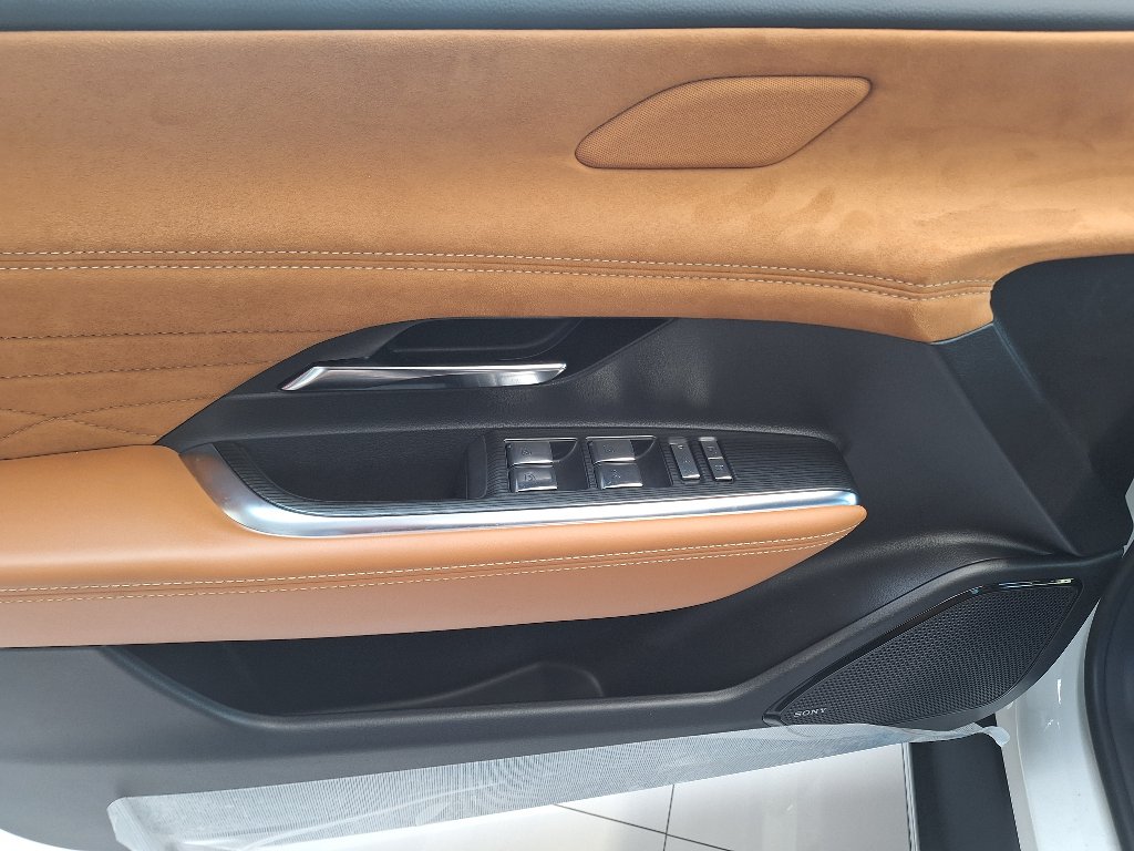 Mazda 6e