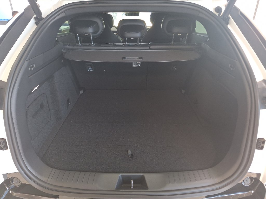 Mazda CX-6e