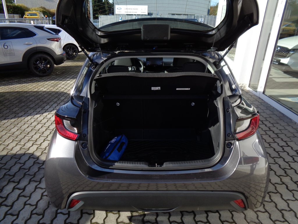 Mazda 2 Hybrid