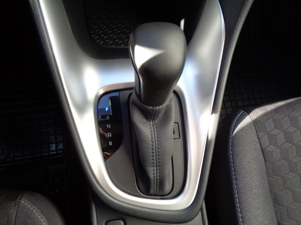 Mazda 2 Hybrid
