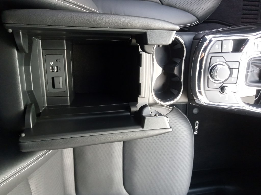 Mazda CX-9