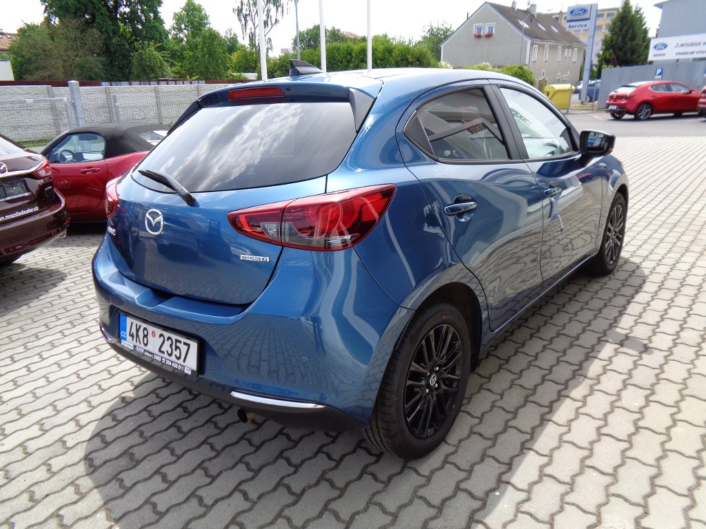 Mazda 2