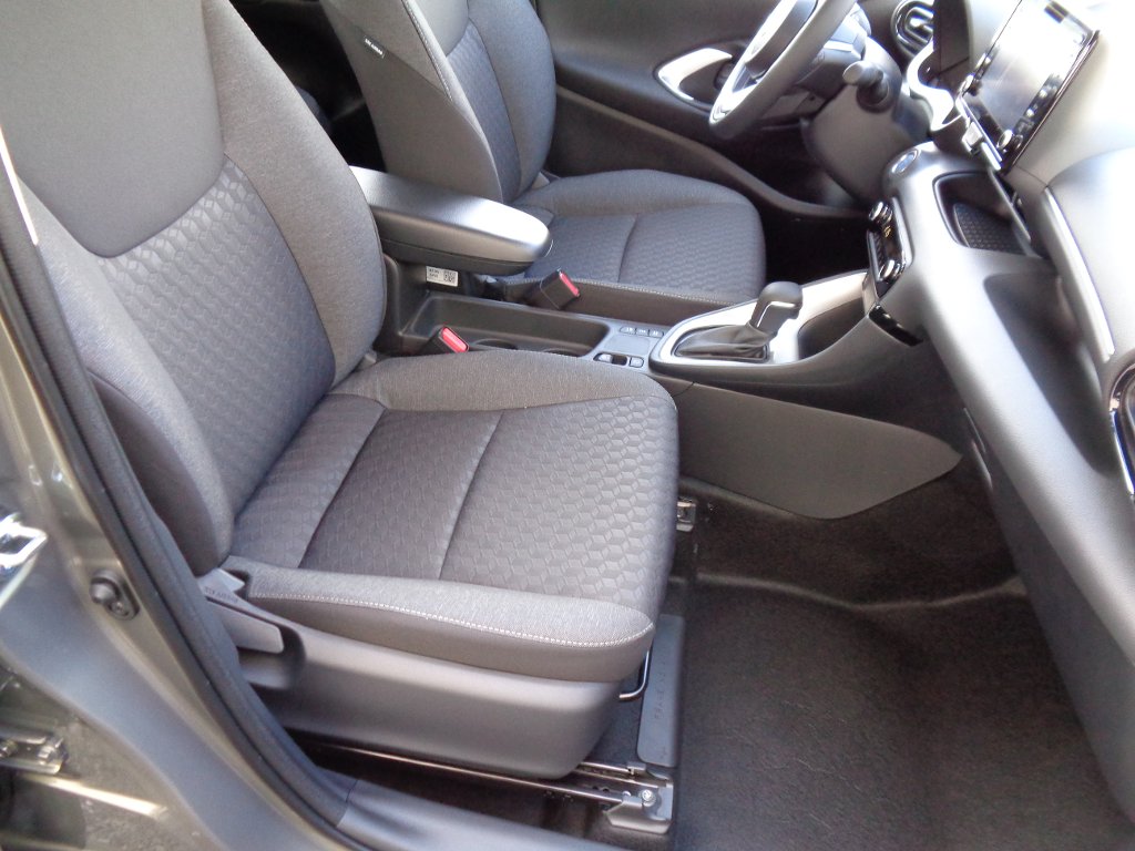 Mazda 2 Hybrid