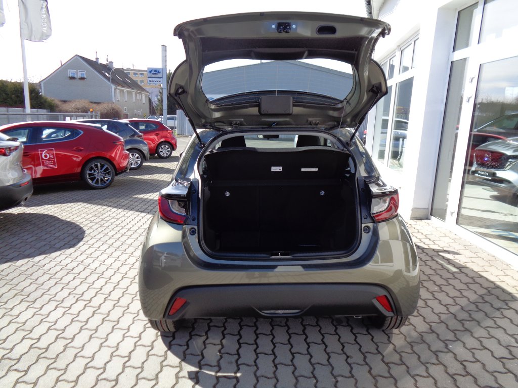 Mazda 2 Hybrid