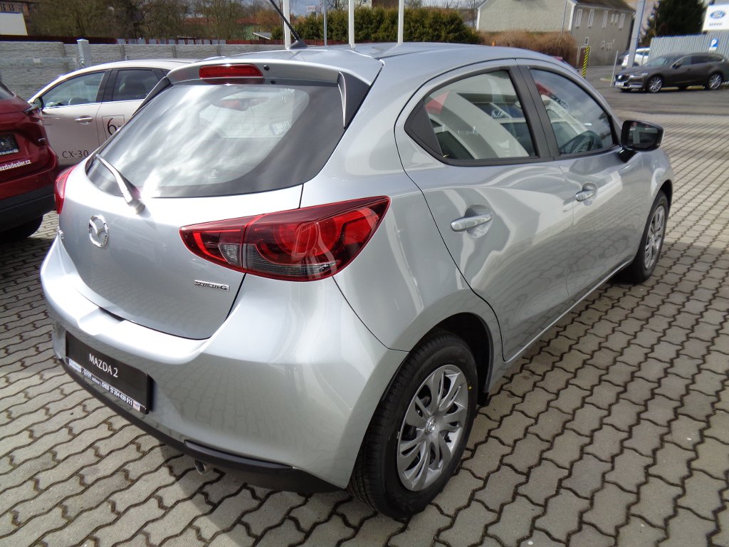 Mazda 2