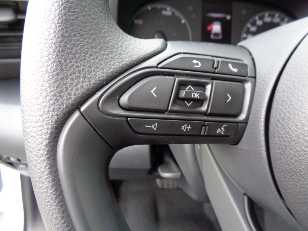 Mazda 2 Hybrid