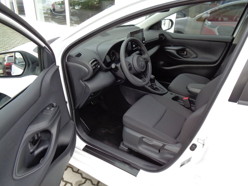 Mazda 2 Hybrid