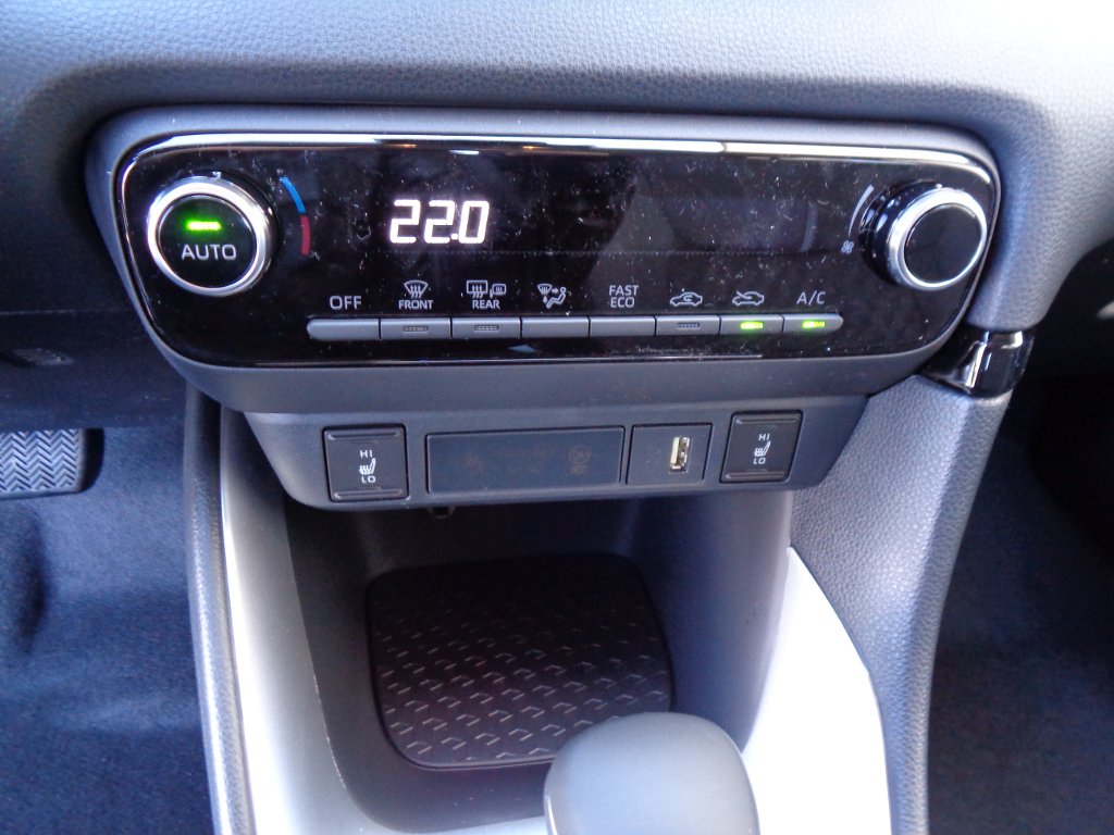 Mazda 2 Hybrid