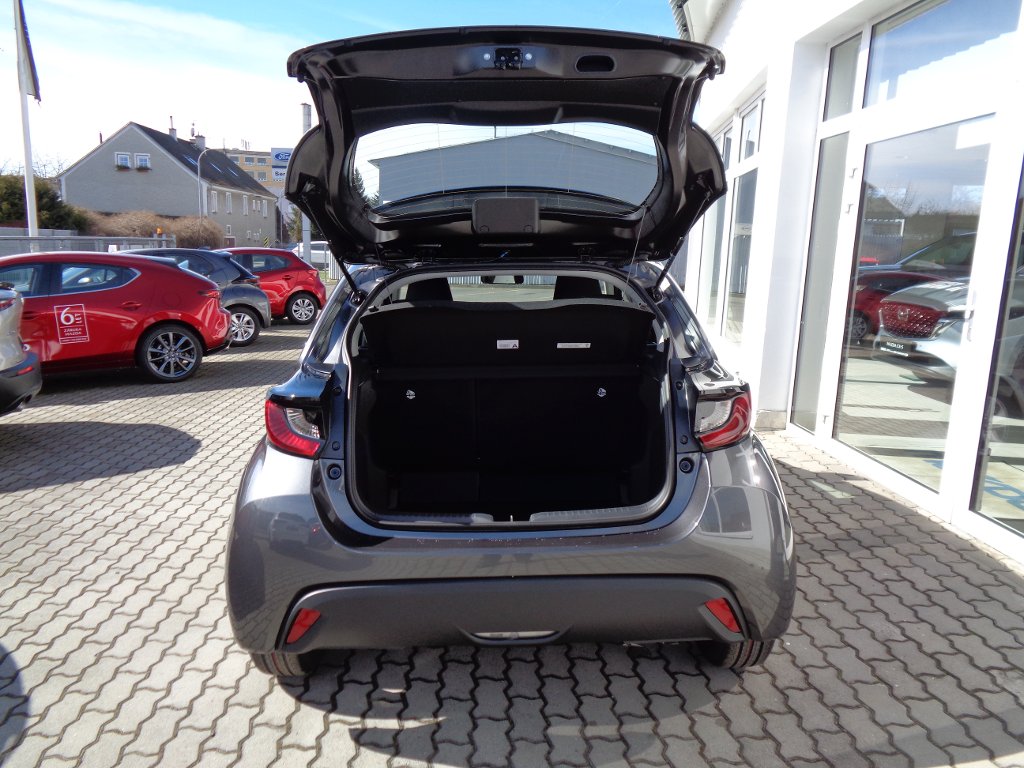 Mazda 2 Hybrid