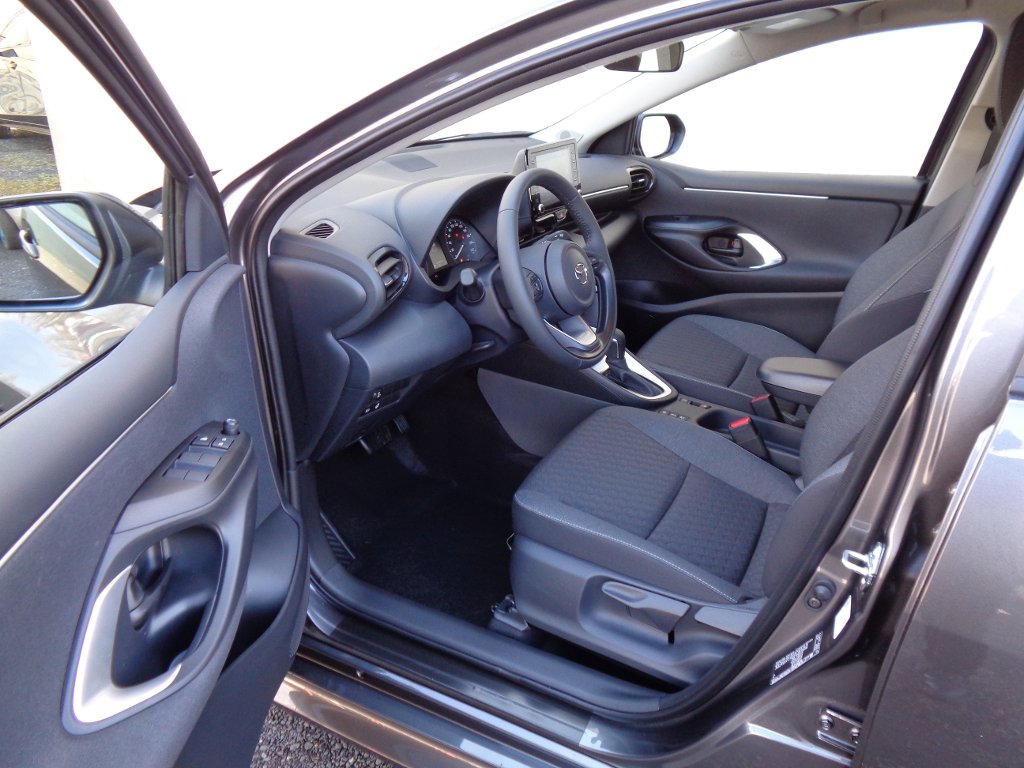 Mazda 2 Hybrid