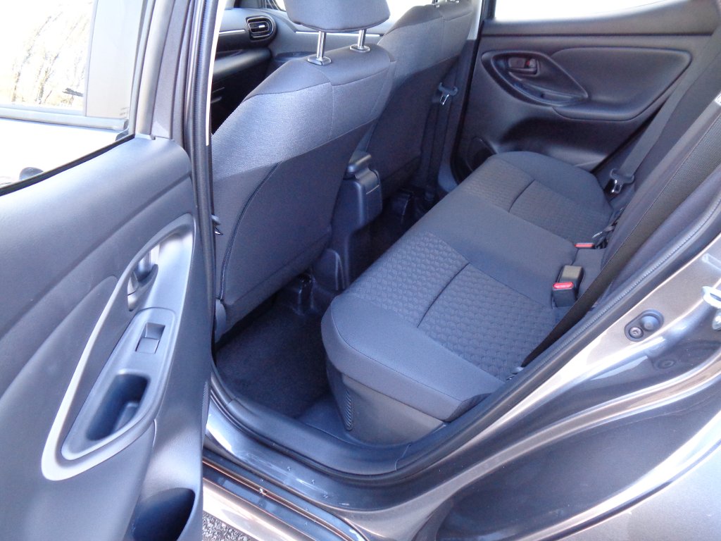Mazda 2 Hybrid