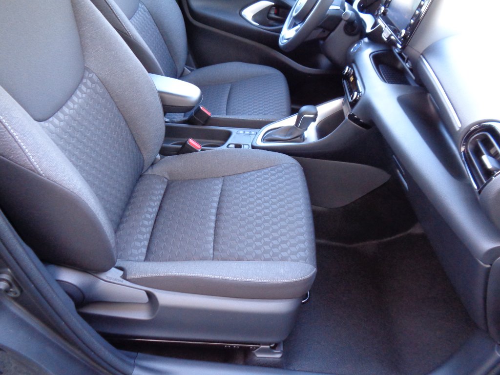 Mazda 2 Hybrid