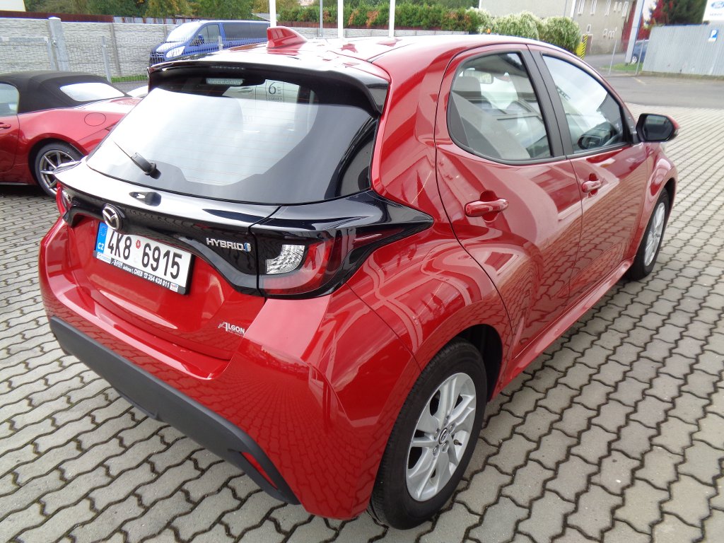 Mazda 2 Hybrid