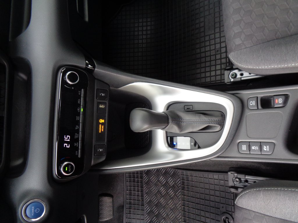 Mazda 2 Hybrid