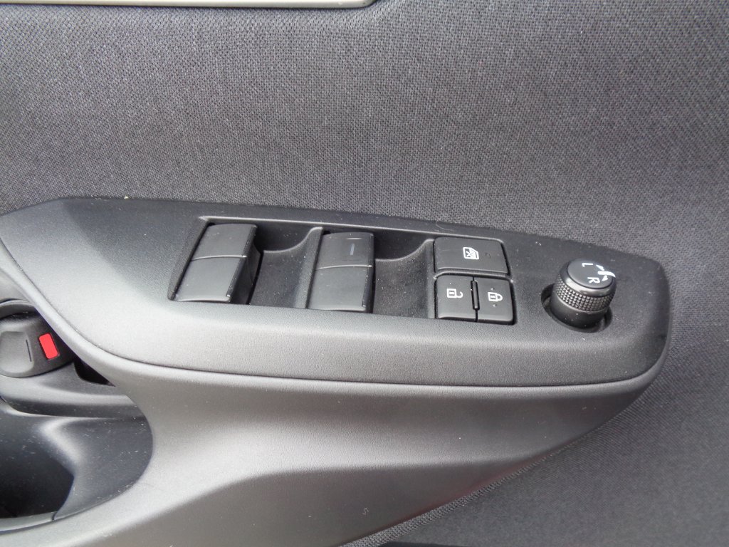 Mazda 2 Hybrid