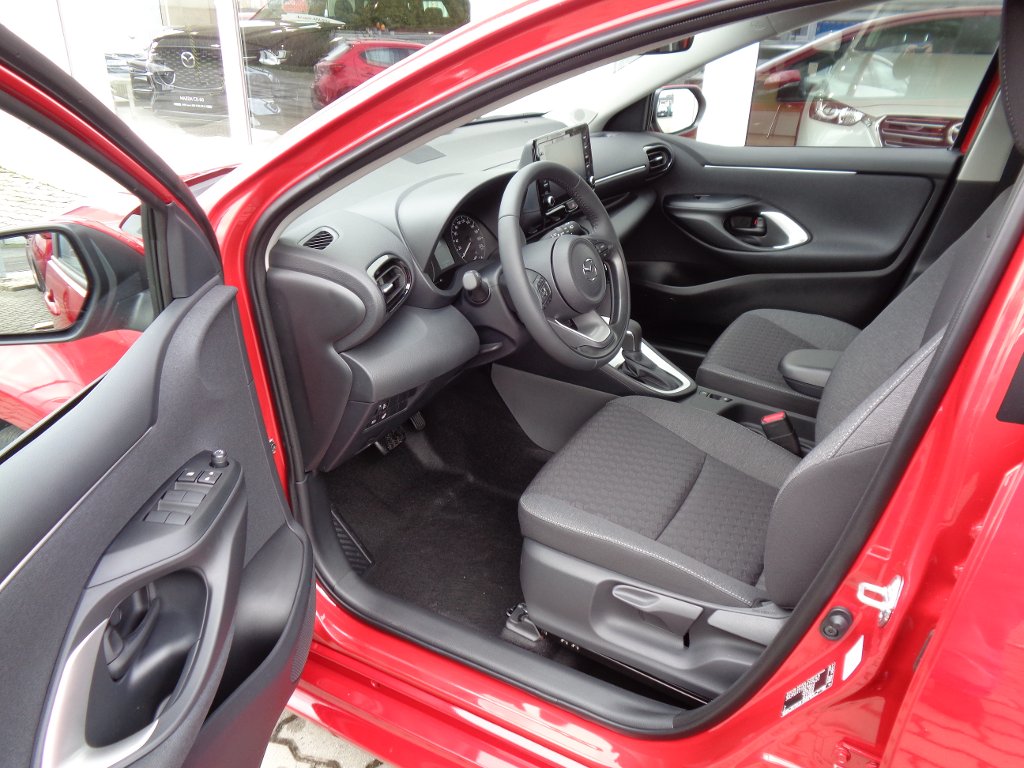 Mazda 2 Hybrid