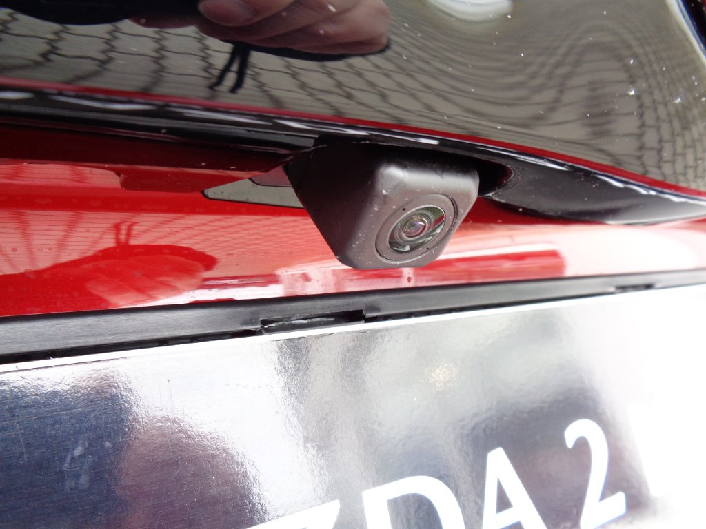 Mazda 2 Hybrid