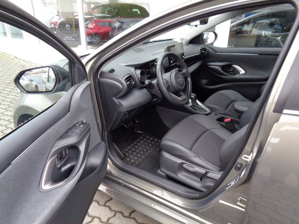Mazda 2 Hybrid
